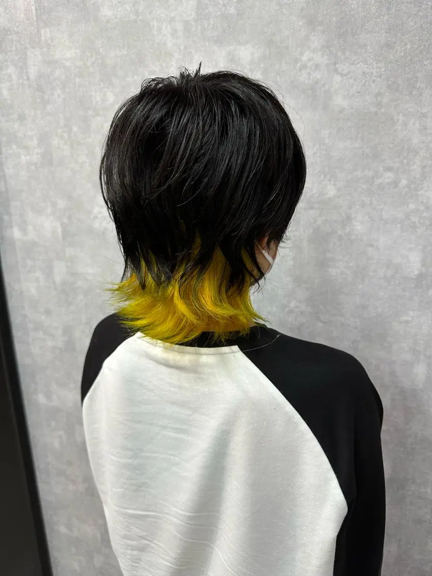 ショート 切りっぱなしボブ ショートボブ ハンサムショート 丸みショート アッシュ カット ヘアカラー トリートメント モテ髪/ボブ/ショー ト/アダチフウトのヘアスタイル