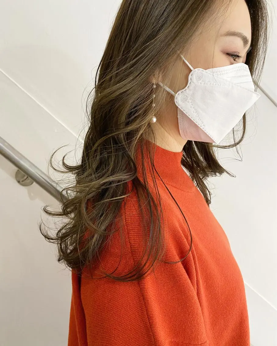 セミロング カラー ヘアカラー ツキノキ　ミナ 8月から西梅田店のヘアスタイル