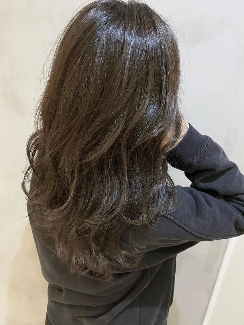 ロング カラー ヘアアレンジ ネイル マツエク・マツパ 透明感カラー ハイライトカラー 外国人風カラー ハイライト 学生 夜23時まで予約🉑 reverieあきらのヘアスタイル