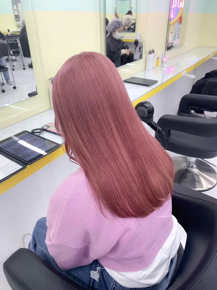 カラー ロング 🏹横浜CANDY 🏹のヘアスタイル