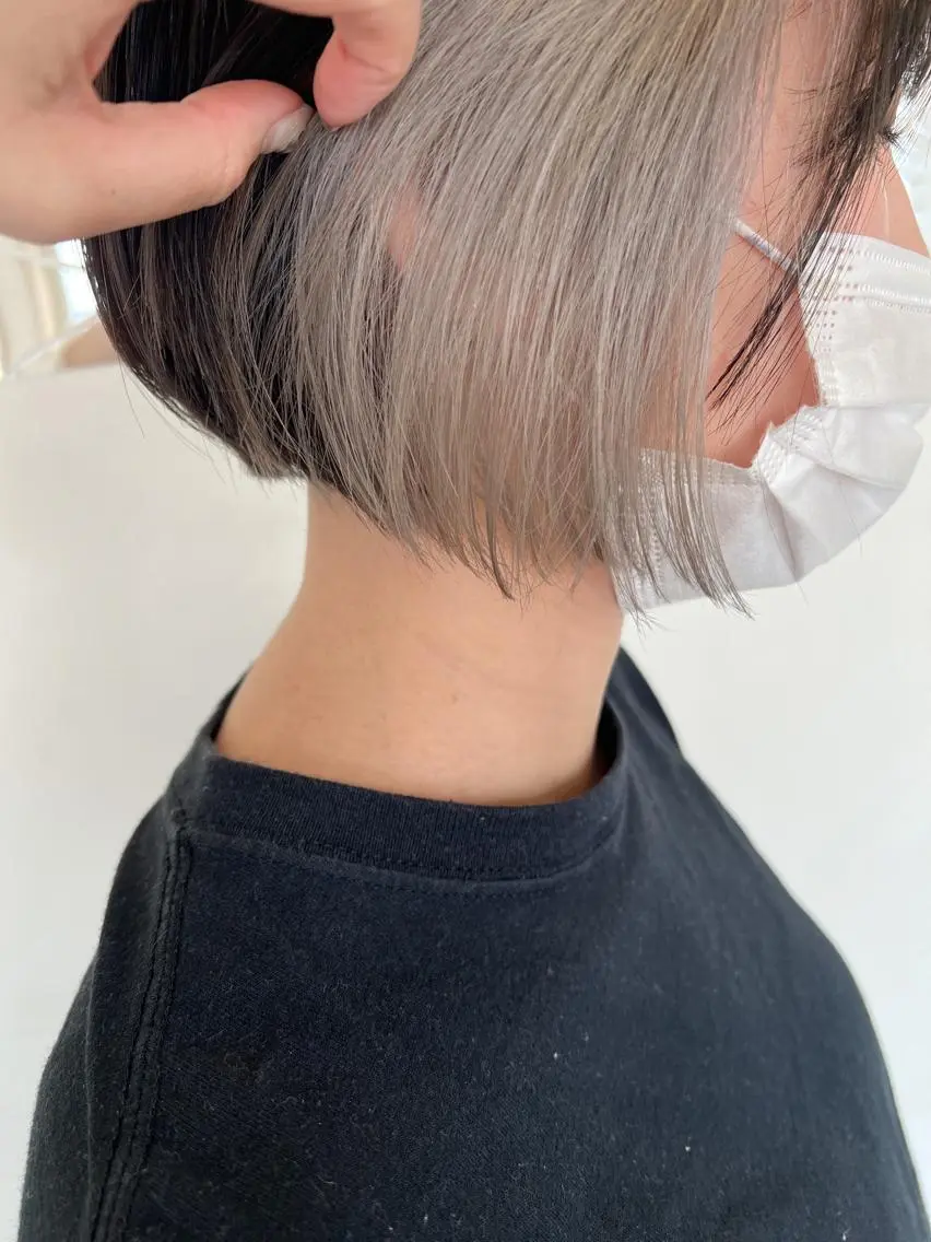 ショート カラー   AYARIのヘアスタイル