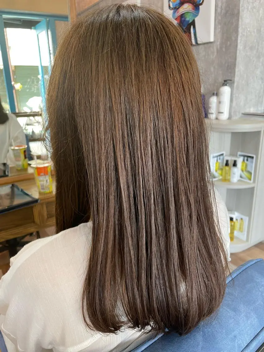 セミロング カラー hairsBerry 豊津店のヘアスタイル