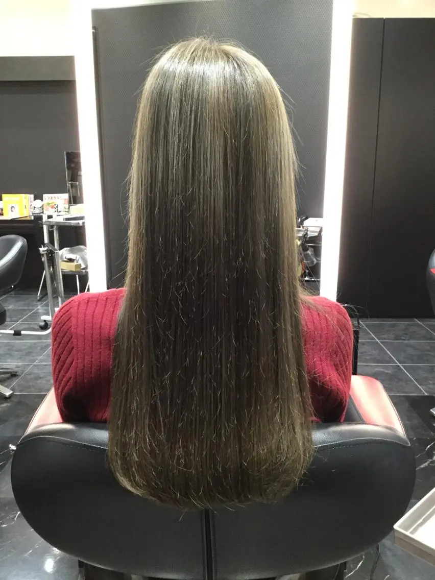 ロング カラー Annon プライベートサロンのヘアスタイル