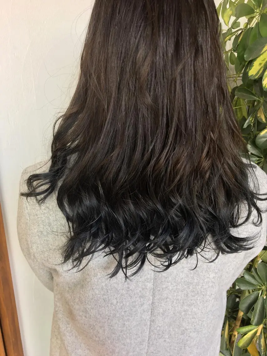 カラー mu ku.のヘアスタイル