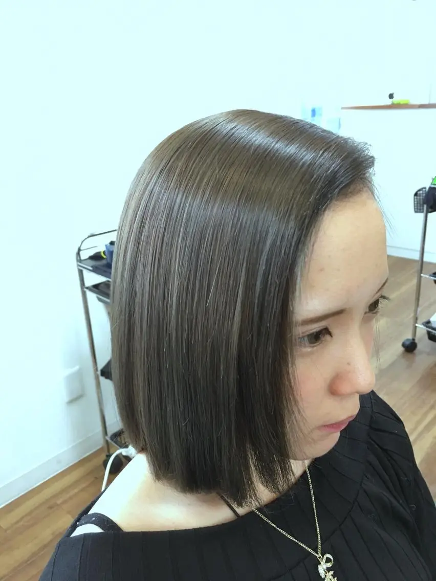 ミディアム カラー ヘアアレンジ イルミナカラー SHIORI💜口コ ミNo.1艶カラーのヘアスタイル