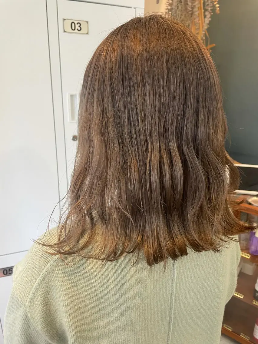 ミディアム カラー ベージュカラー ブリーチ ミルクティーベージュ ヘアカラー 中目黒🌼 🌼ハナのヘアスタイル