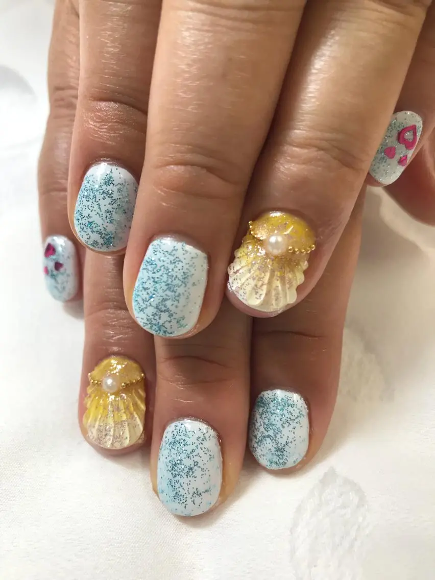 ネイル NailSalon Fluraのネイルデザイン