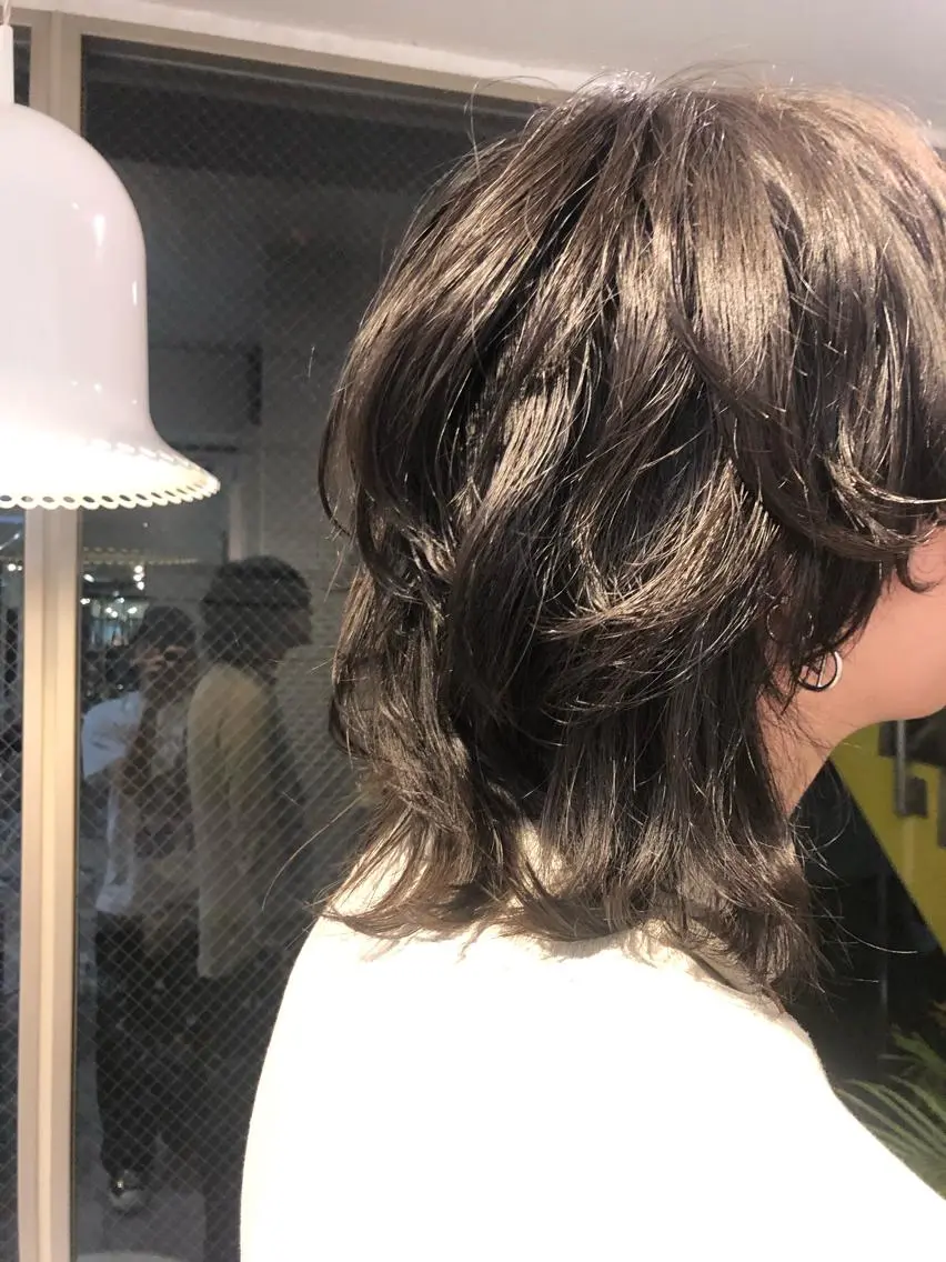 ショート 🌈圧倒的デザイン力 内井省吾のヘアスタイル