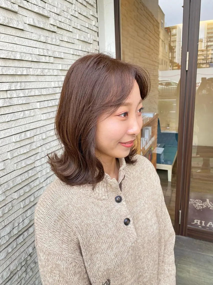 ミディアム カラー ブリーチ 透明感カラー ブリーチなしカラー オレンジ トリートメント 大形 誉のヘアスタイル