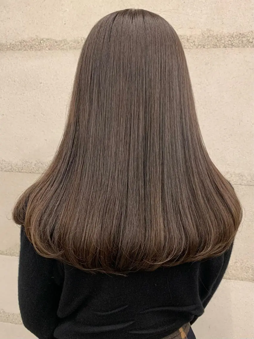 セミロング カラー 縮毛矯正特化✂︎ YUKAのヘアスタイル