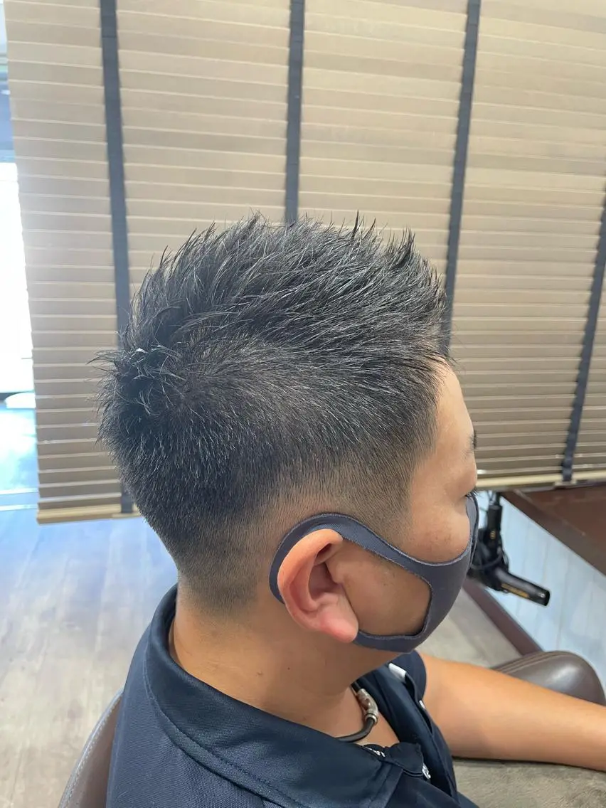 ショート 佐々木 浩之のヘアスタイル