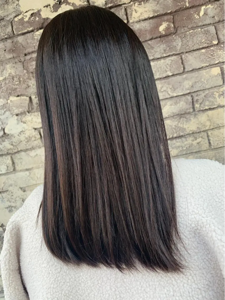 ロング カラー 芥川 未優のヘアスタイル