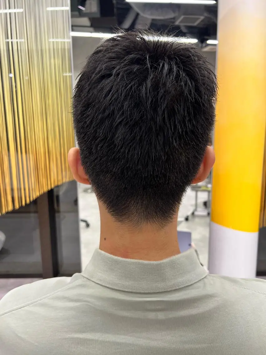 メンズ 刈り上げ 上田 エミのヘアスタイル