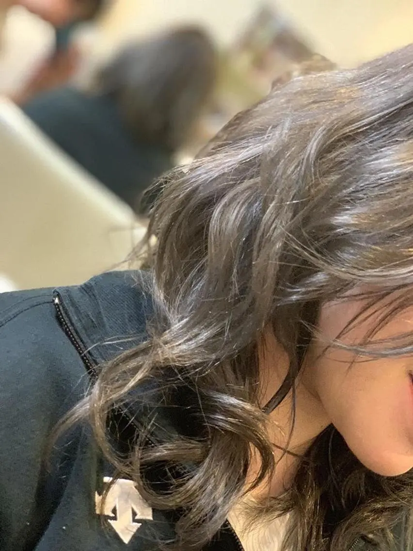 ミディアム juve. 別府のヘアスタイル