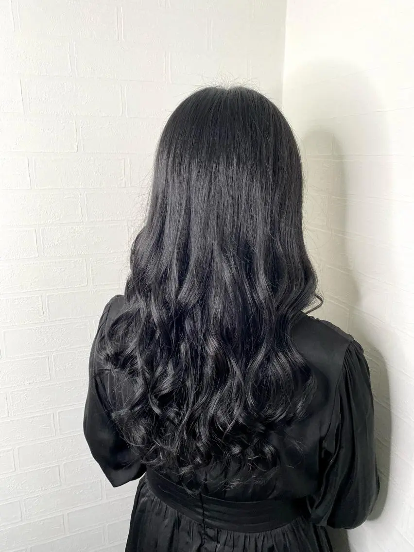ロング カラー ブリーチカラー特化 U-topia小島のヘアスタイル