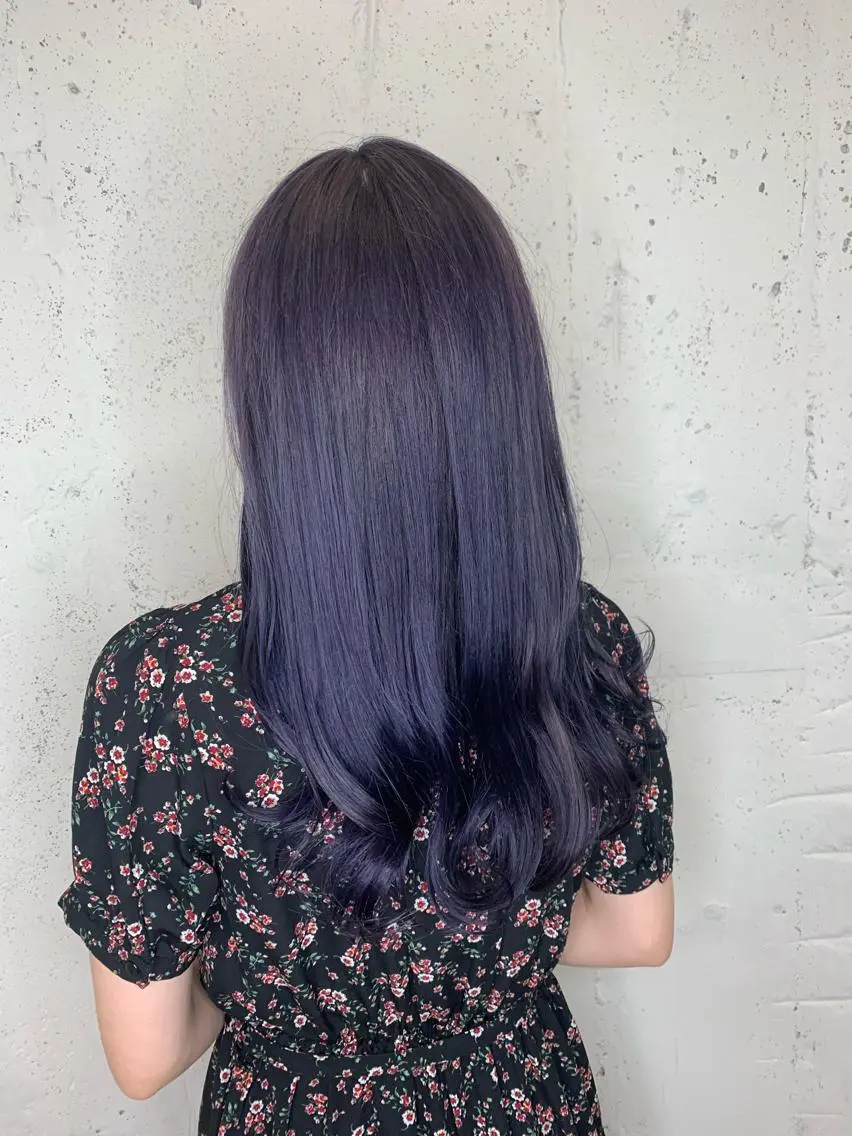 ロング カラー 透明感ハイトーン🦄 キラ🌈のヘアスタイル