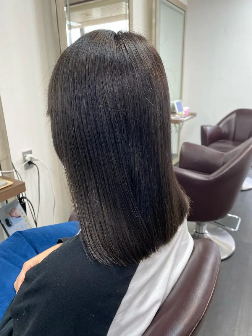 ミディアム 月野涼風 /レイヤーカットのヘアスタイル