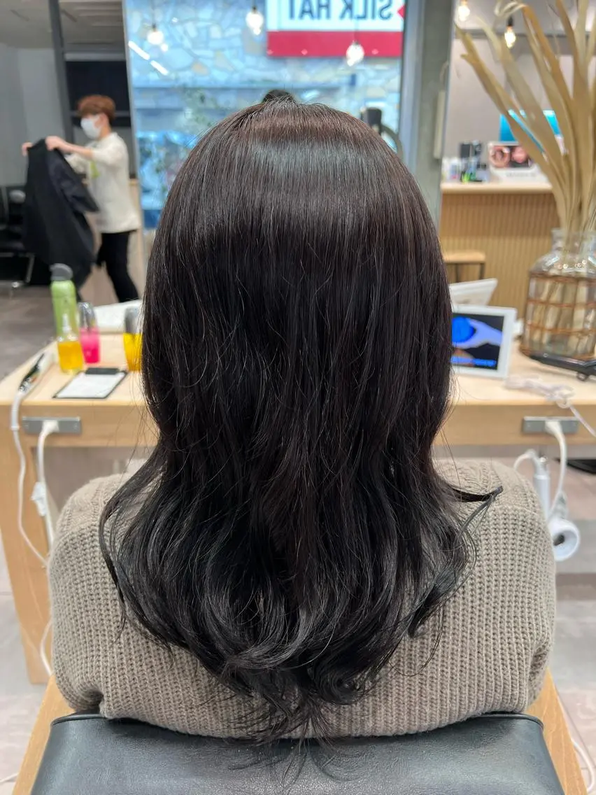 セミロング カラー ブラウンカラー ヘアカラー トリートメント 🌞レイヤー×カラー 前川那津美🌞のヘアスタイル