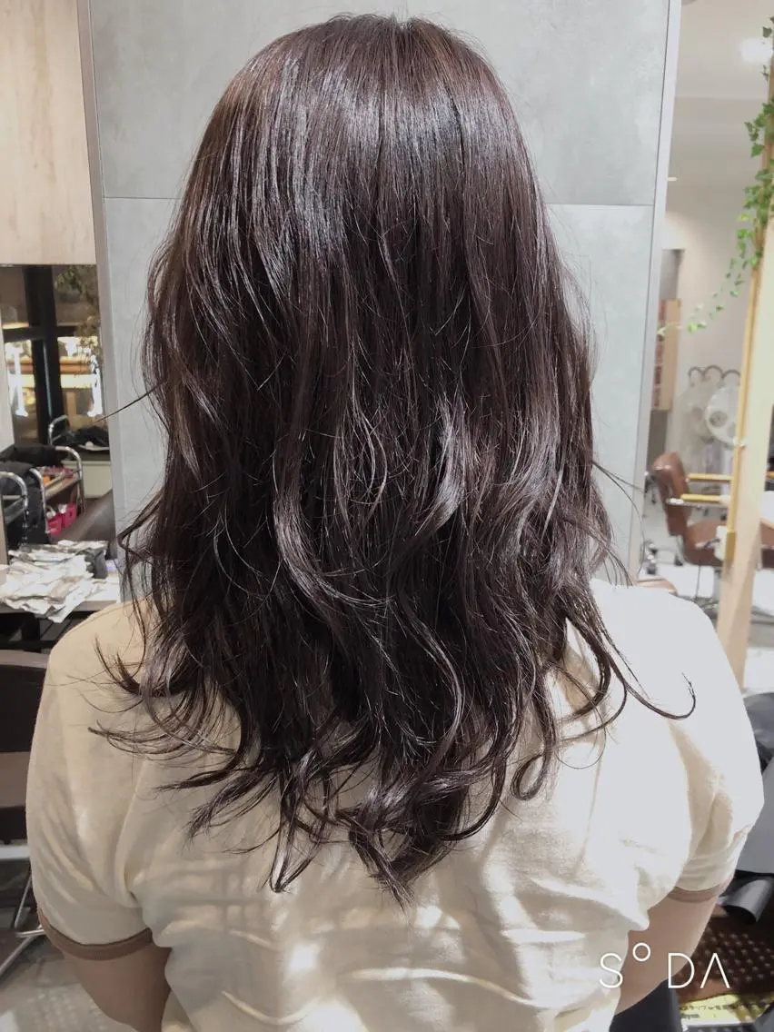 セミロング Rubik難波樽本 譲二のヘアスタイル