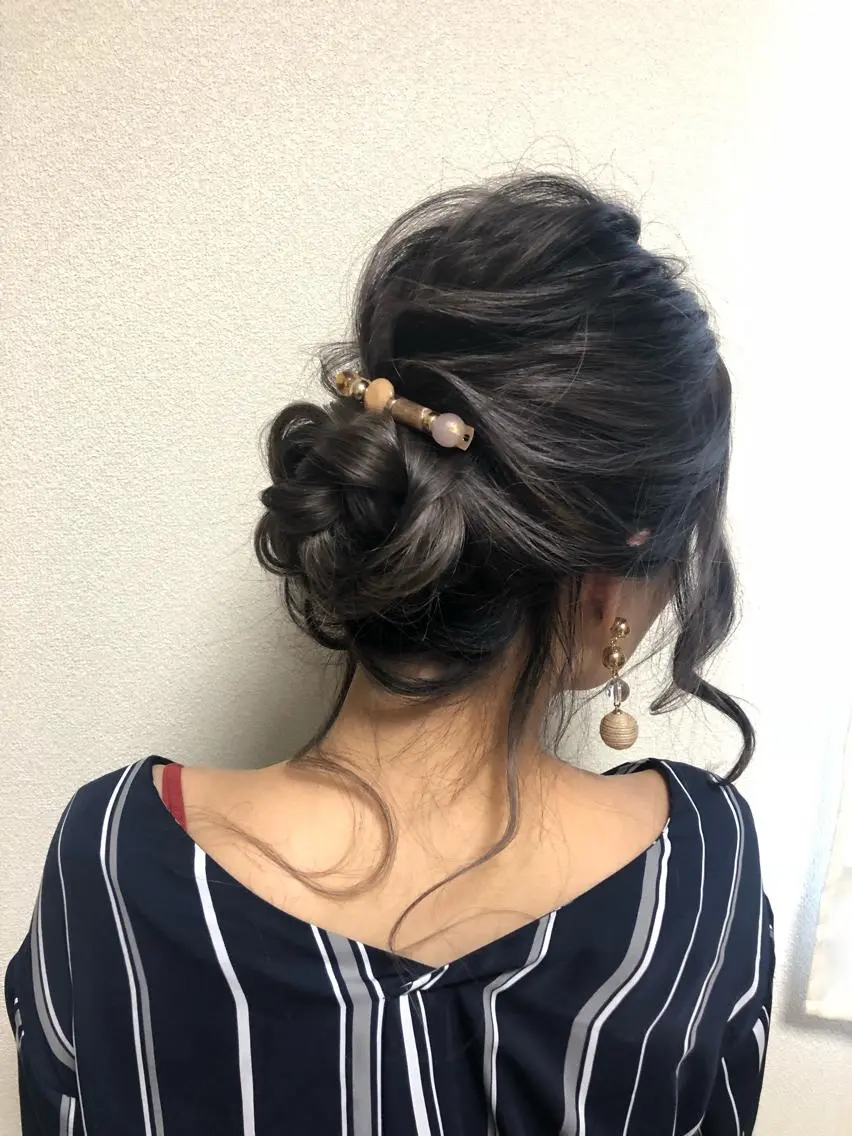 セミロング ヘアアレンジ ヘアセット 佐藤 輝幸のヘアスタイル