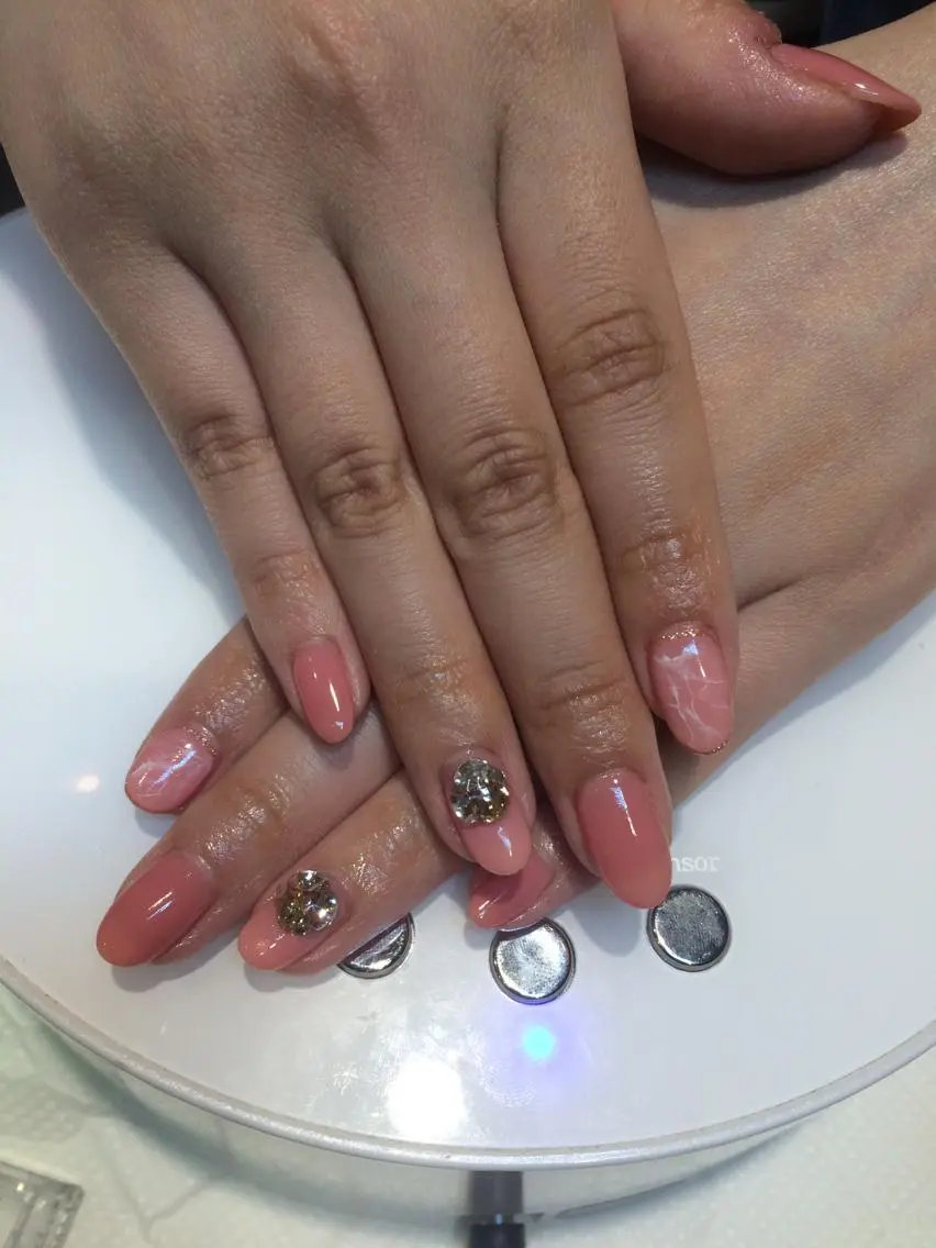 ネイル 大理石ネイル(マーブル) ストーンネイル M nail はやまうららのネイルデザイン