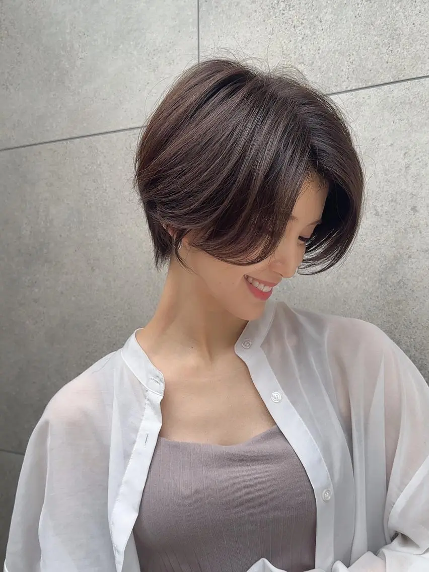 ショート カット トリートメント 美髪縮毛矯正✨🫧 レイヤー川村利幸のヘアスタイル