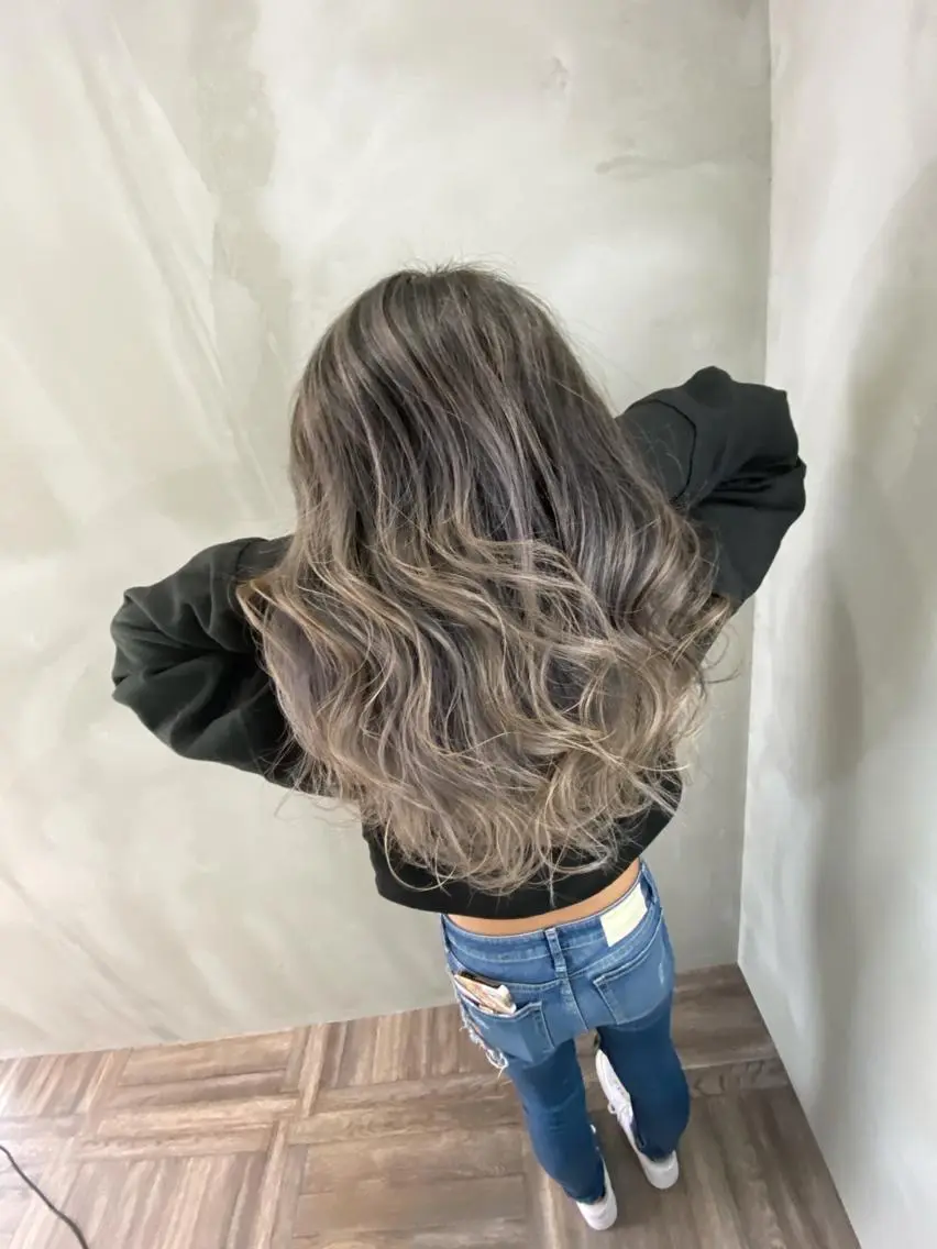 セミロング カラー ヘアアレンジ Belle hair Design青野大貴のヘアスタイル