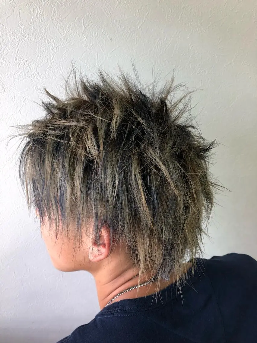 ショート 最高級エクステ /羽エクステ白石宇由のヘアスタイル