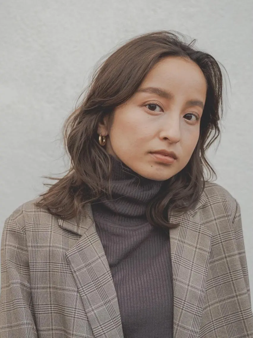 ミディアム 柳下 涼のヘアスタイル