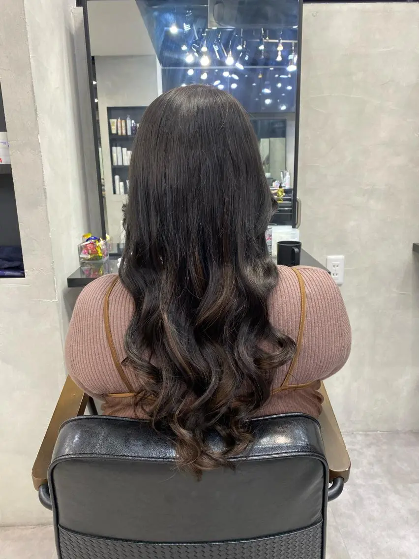 セミロング カラー ヘアアレンジ FAAM Tsuneのヘアスタイル