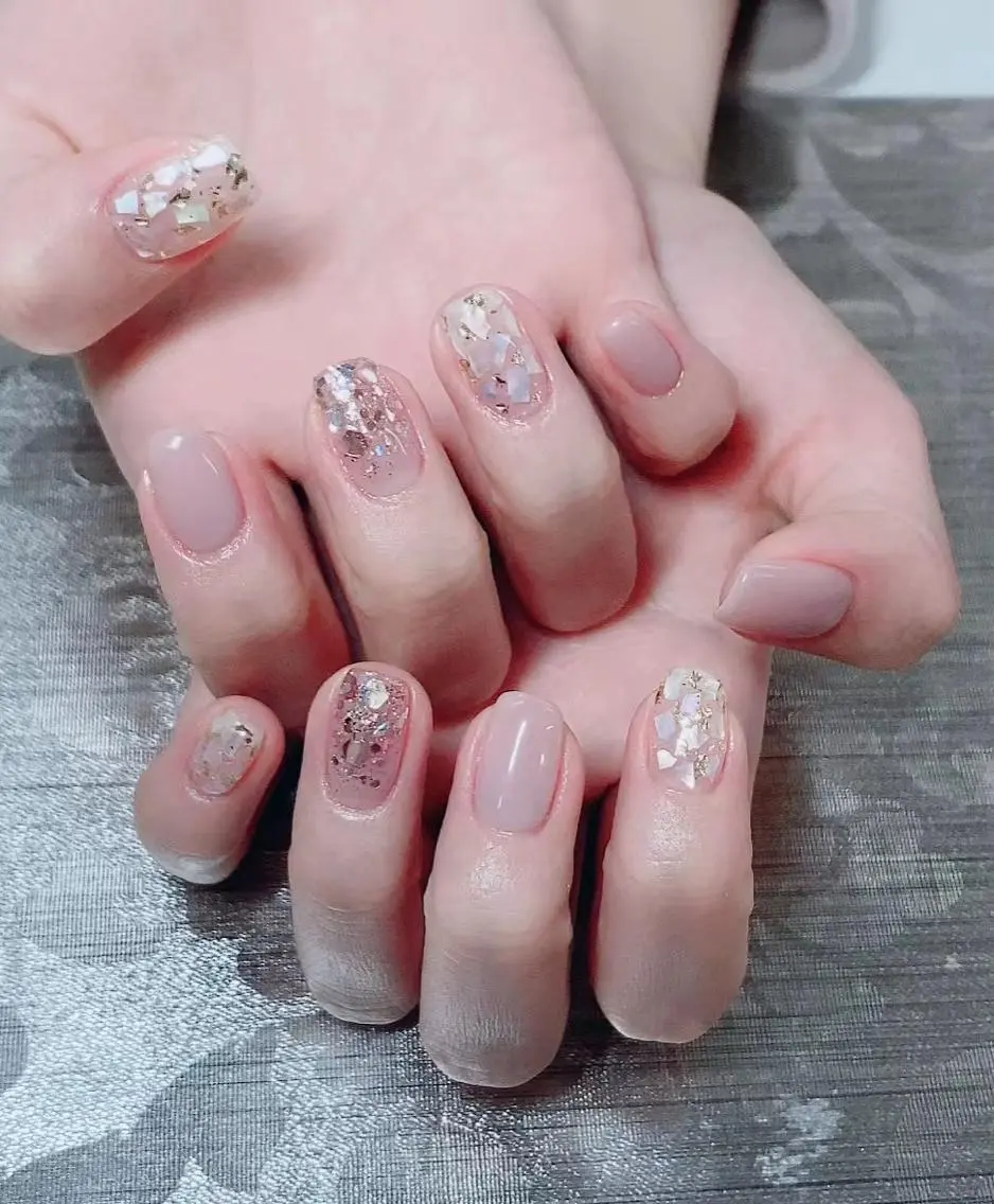 ネイル ハンドネイル I-nailロング /ワンホン/キラキラのネイルデザイン