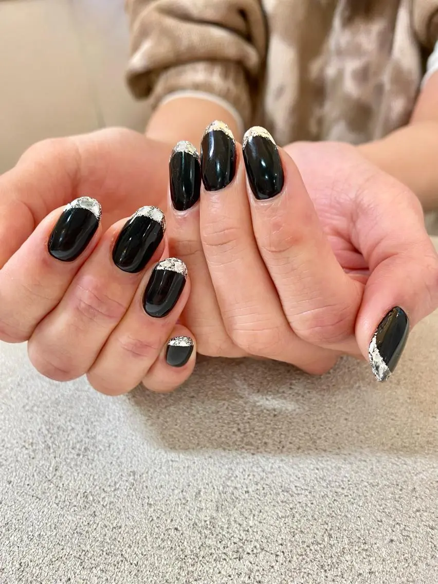 ネイル フレンチネイル ガラスフレンチ nail salon eru.のネイルデザイン