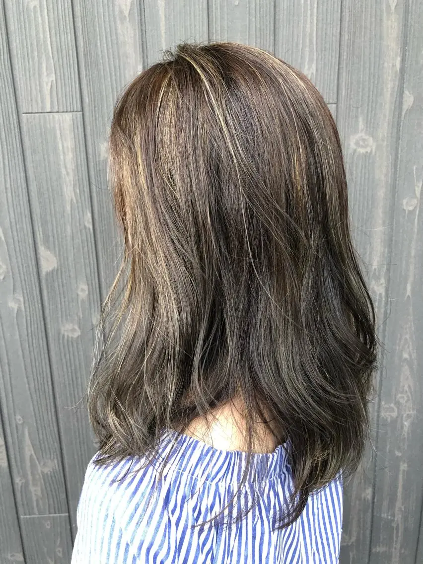 セミロング カラー ハイライトカラー ハイライト NAKAGAWA YUICHIのヘアスタイル