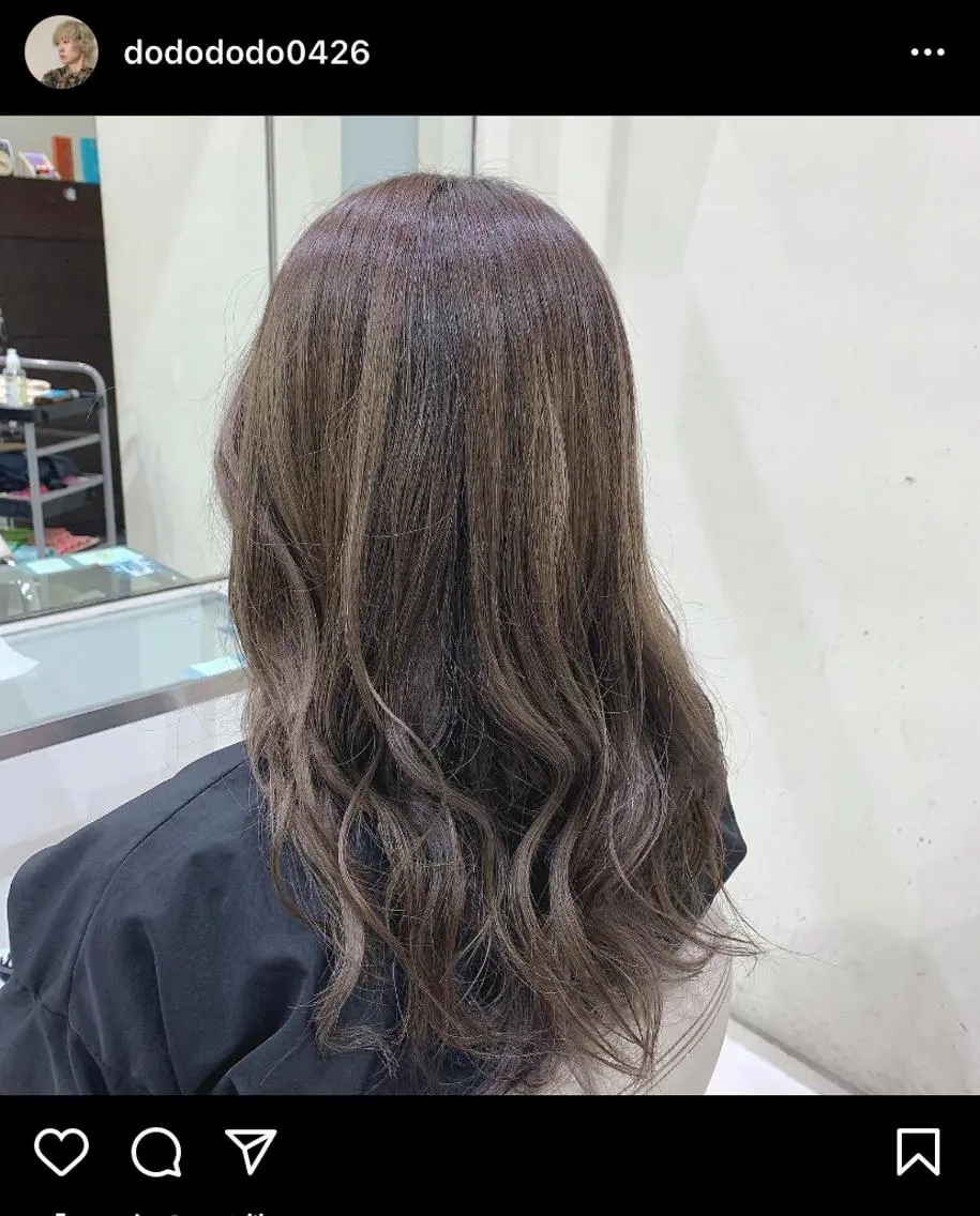 ロング カラー アッシュ ブリーチ インナーカラー シルバー シルバーアッシュ ヘッドスパ/栄 /久屋大通/岡戸のヘアスタイル