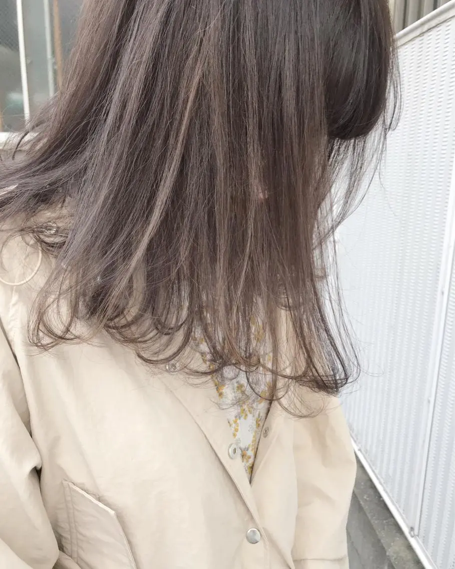 ミディアム ハイライト Musiiik hairのヘアスタイル