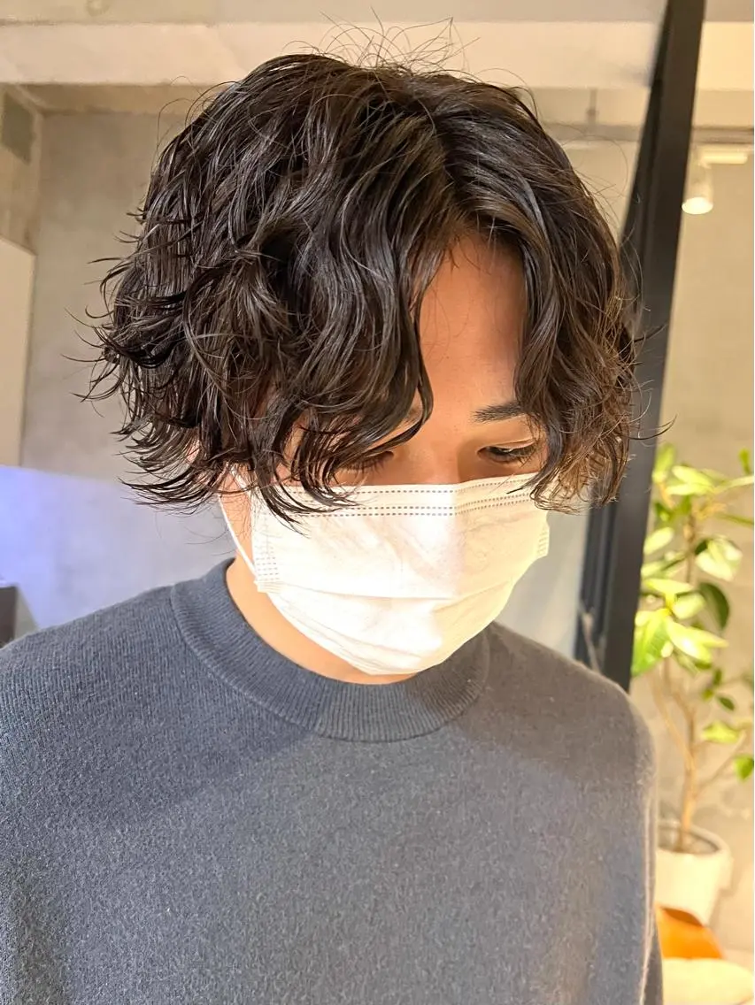 ショート メンズ 波巻きパーマ パーマ 仲井間 賢雄 fifthのヘアスタイル
