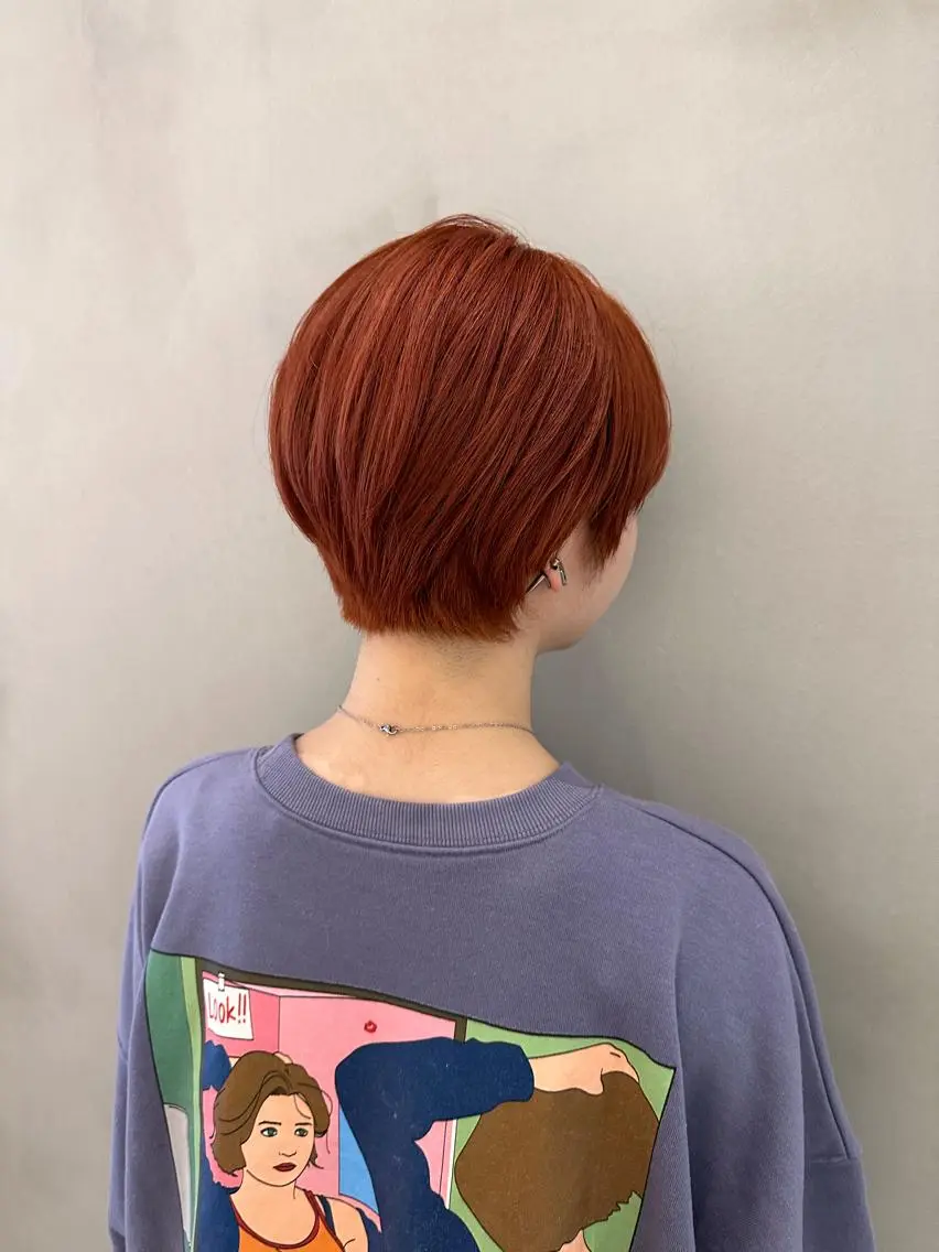 ショート カラー iizuka akiのヘアスタイル