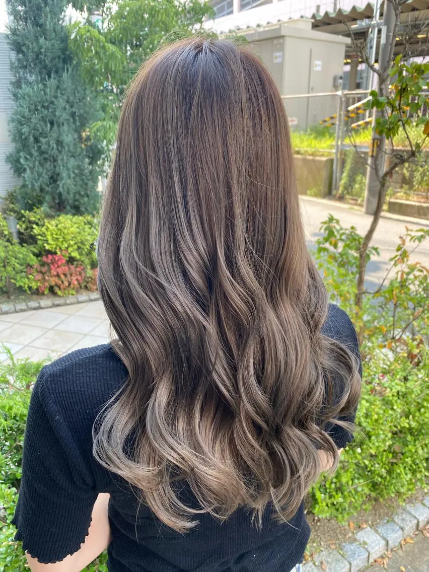 ロング カラー カット ヘアカラー トリートメント 💎髪質改善💎 西森千夏のヘアスタイル