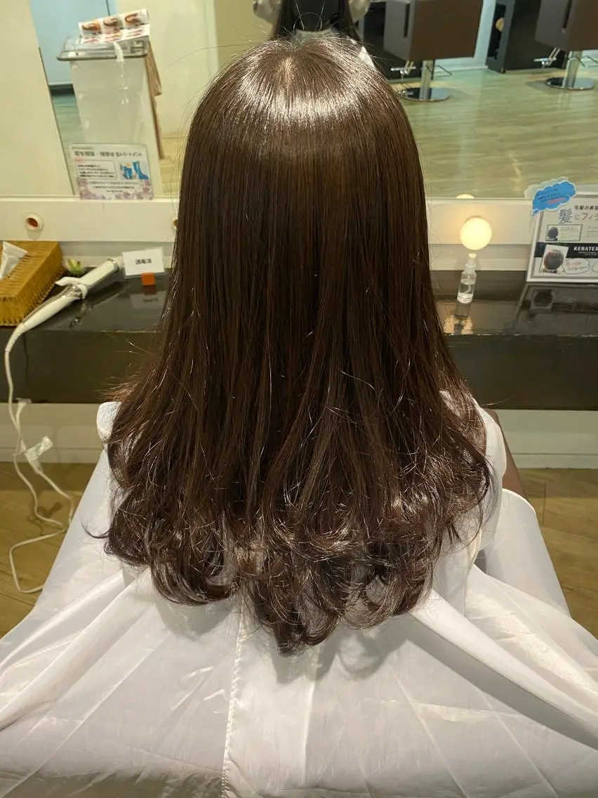 ロング 小宮 真理奈のヘアスタイル
