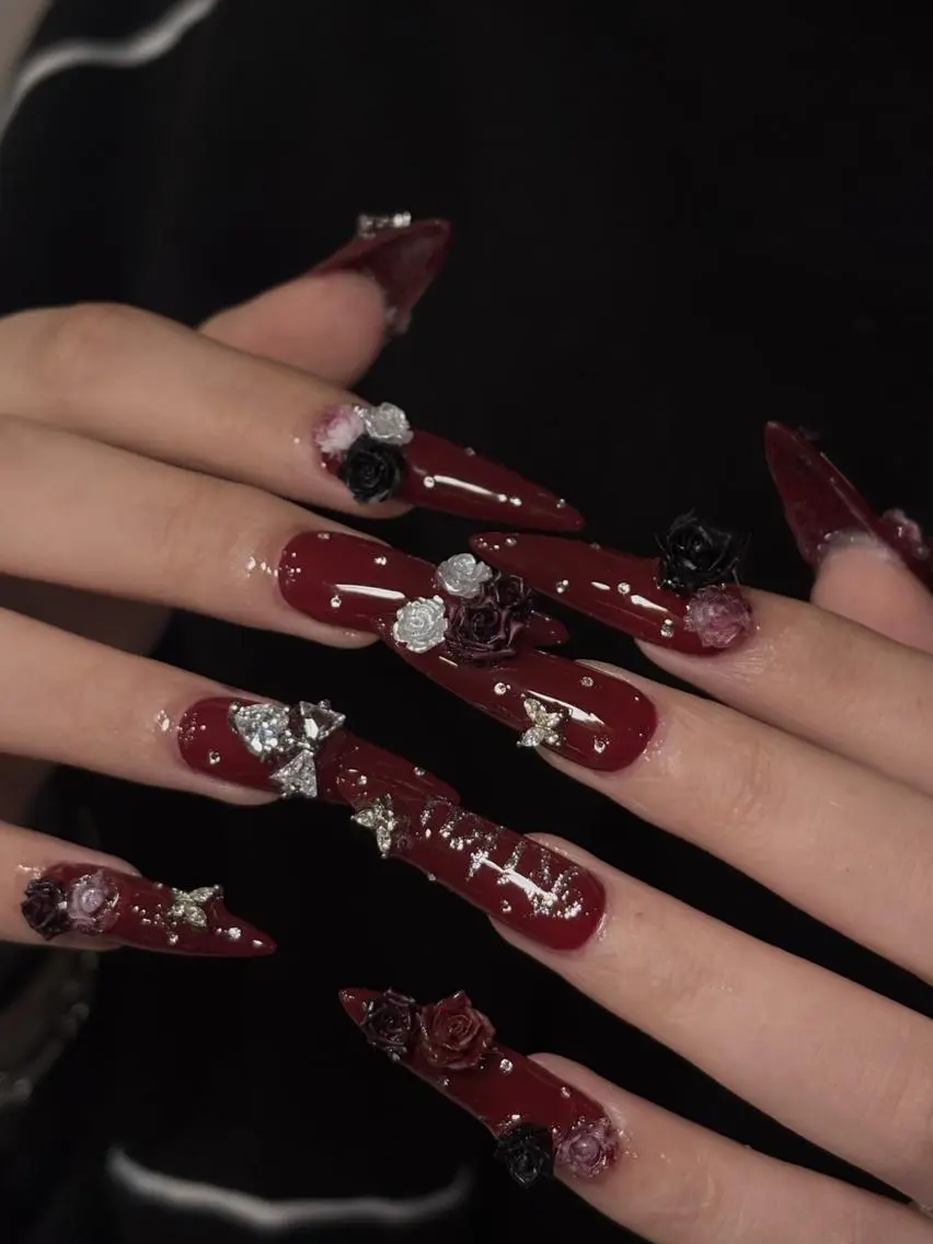 ネイル ハンドネイル Dark Honey AiAiのネイルデザイン