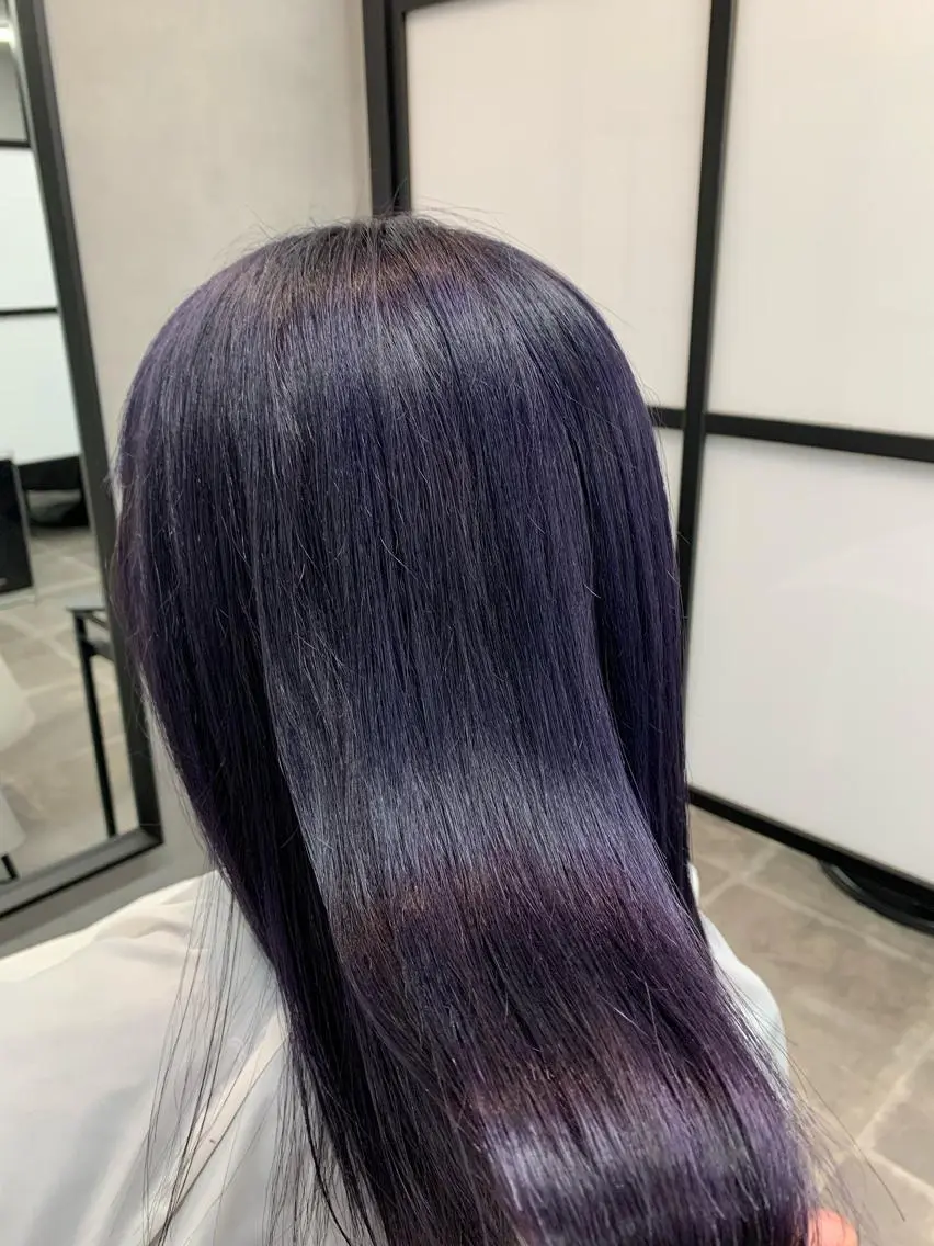 セミロング カラー ブリーチ ラベンダーカラー カット ヘアカラー トリートメント 菊地 旬のヘアスタイル