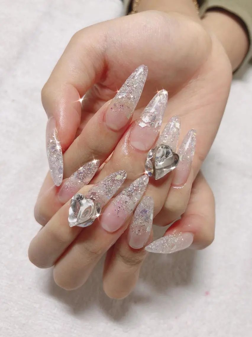 ロング ネイル ハンドネイル 《LB》ラブリエ Nail&eyeのマツエク・マツパデザイン