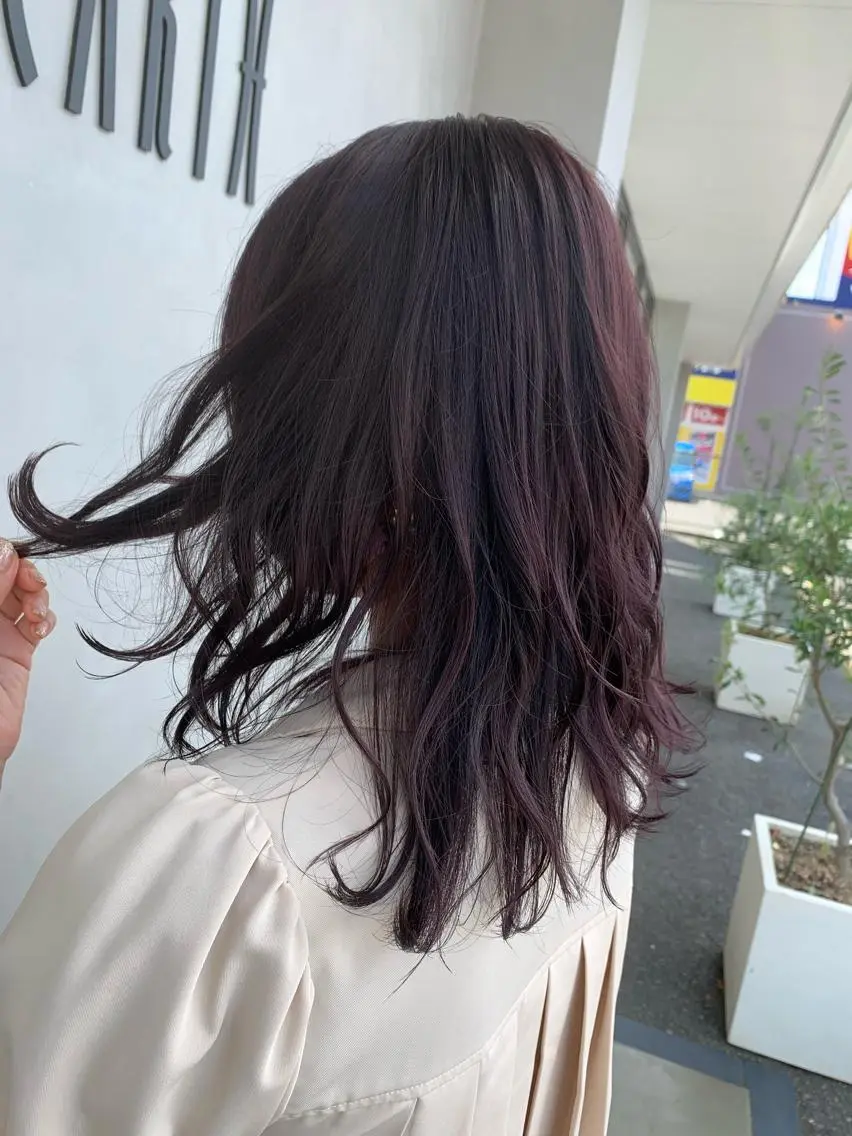 セミロング カラー ブリーチ パープルカラー 名古屋/栄/デザイン ブリーチ/松井亮磨のヘアスタイル