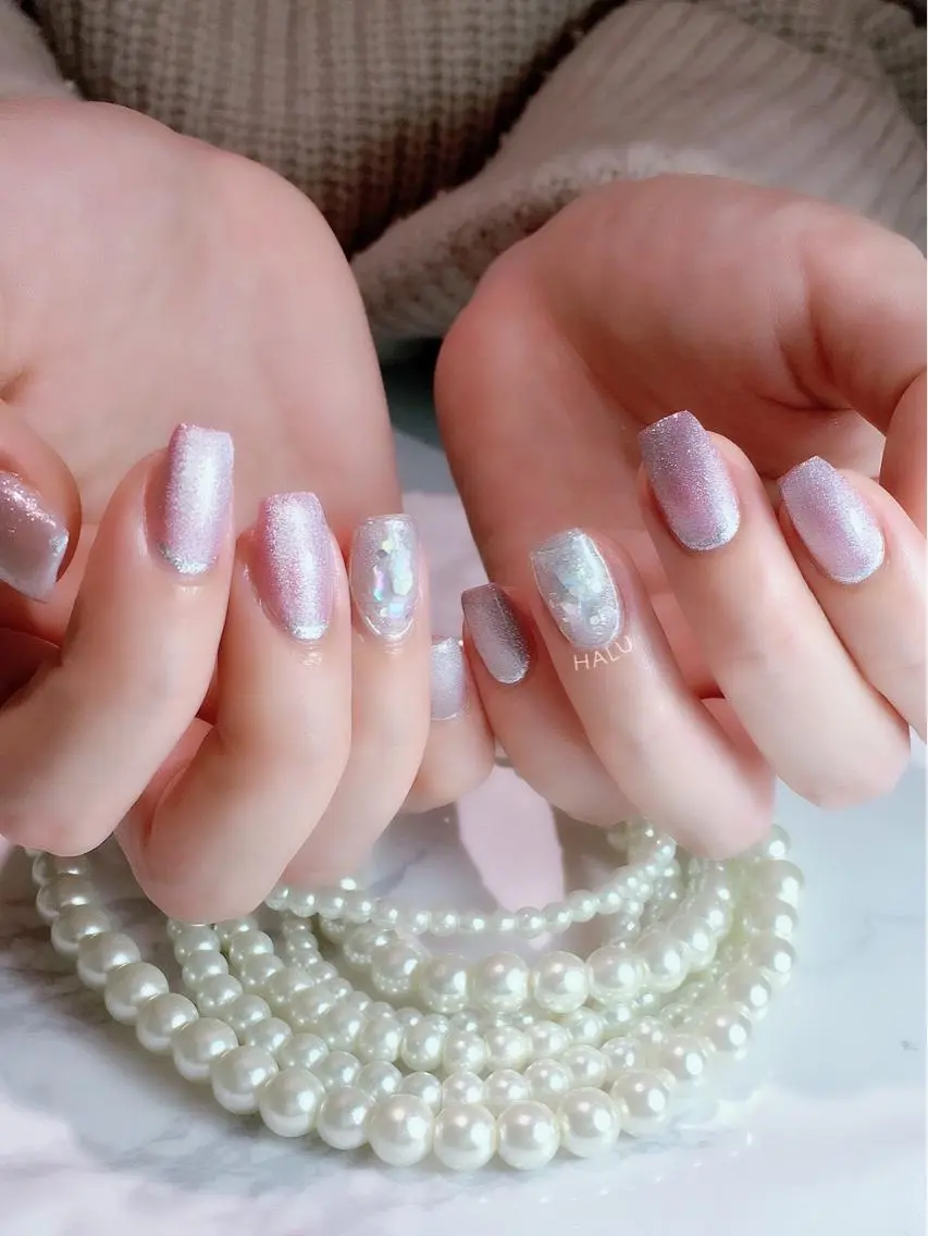 ネイル ラメ(グリッター) ニュアンスネイル HALU ハルのネイルデザイン