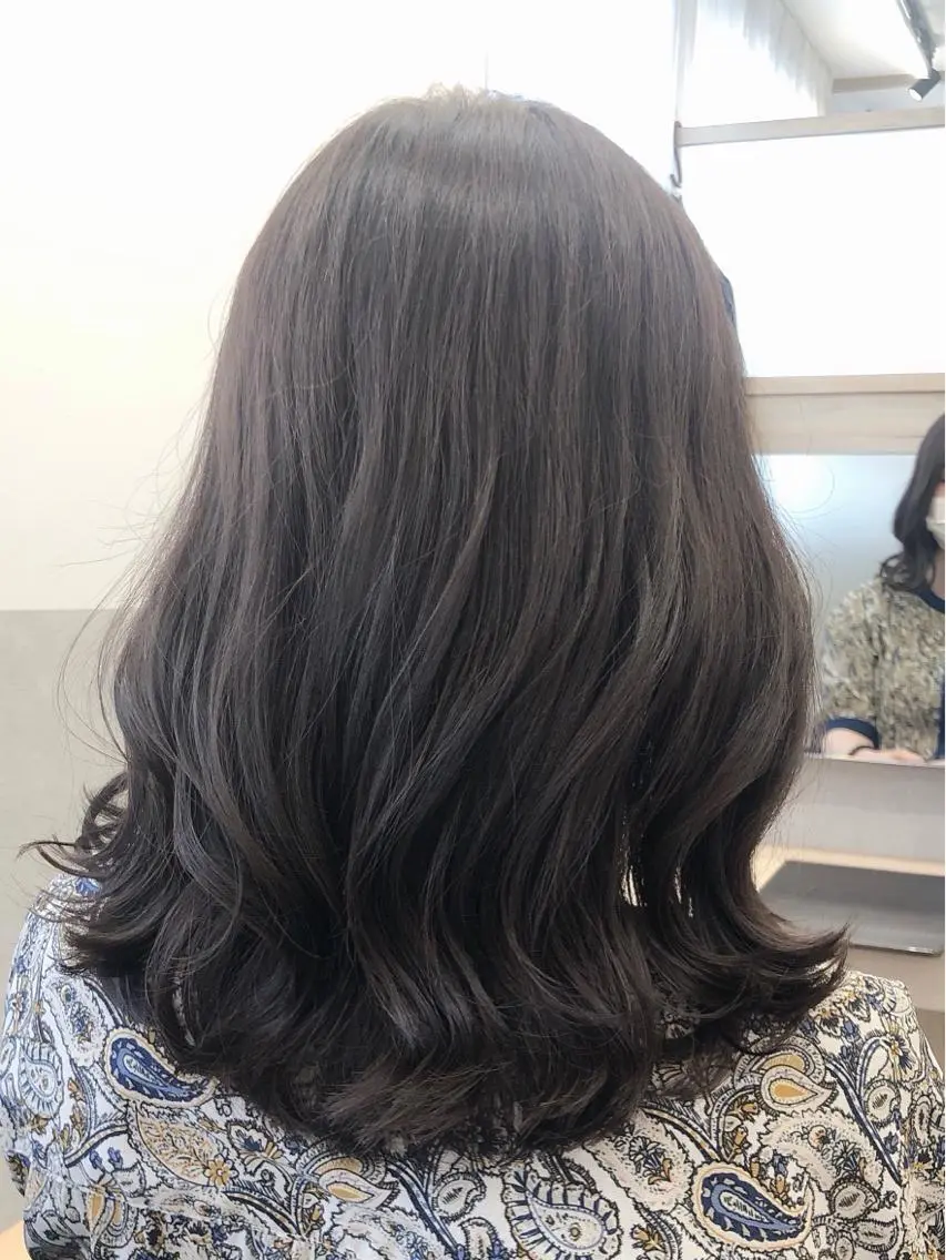 ミディアム カラー カット ヘアカラー トリートメント 西野 美空🍊のヘアスタイル