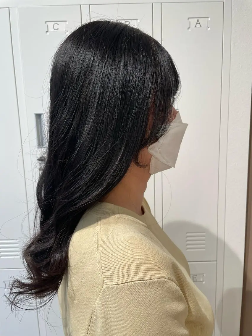 ロング 顔周りカット ヨシンモリ おくれ毛 カット 酒見 里奈のヘアスタイル