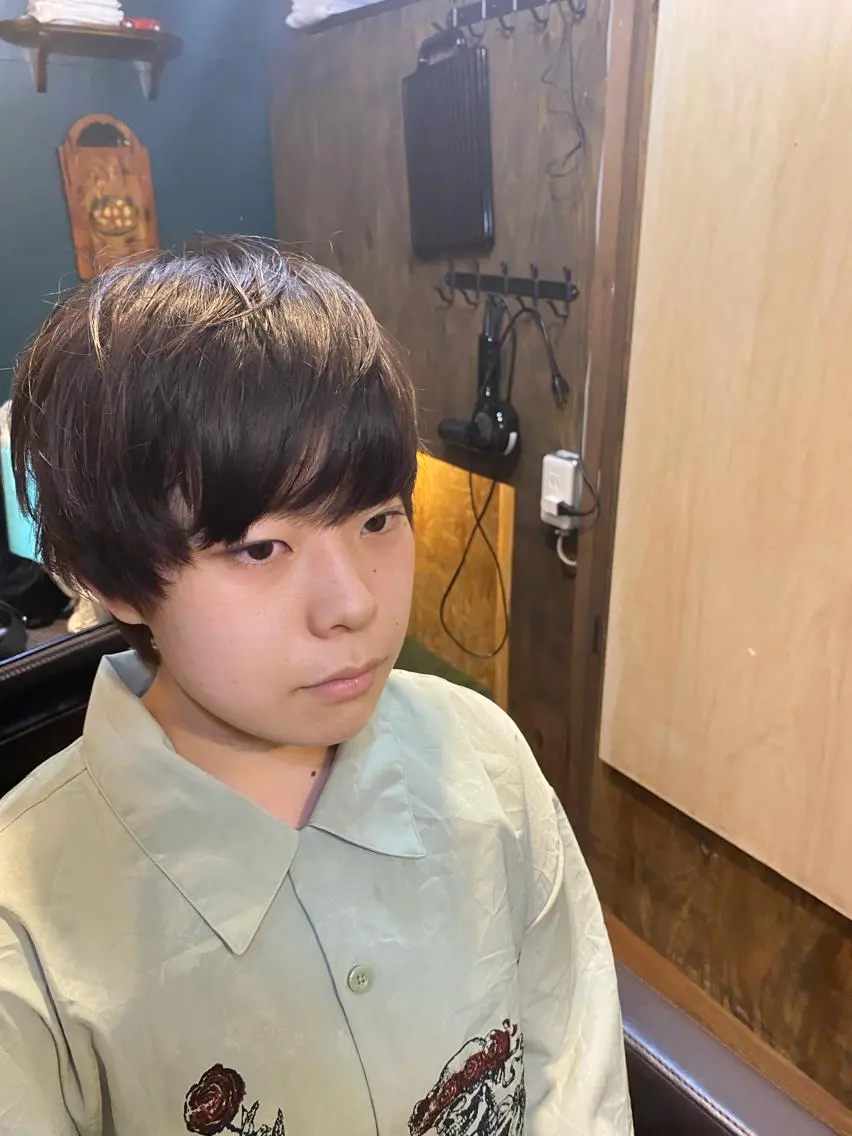 ショート ショートヘア ✂︎美容師芸人👑 コモリギャルソンのヘアスタイル
