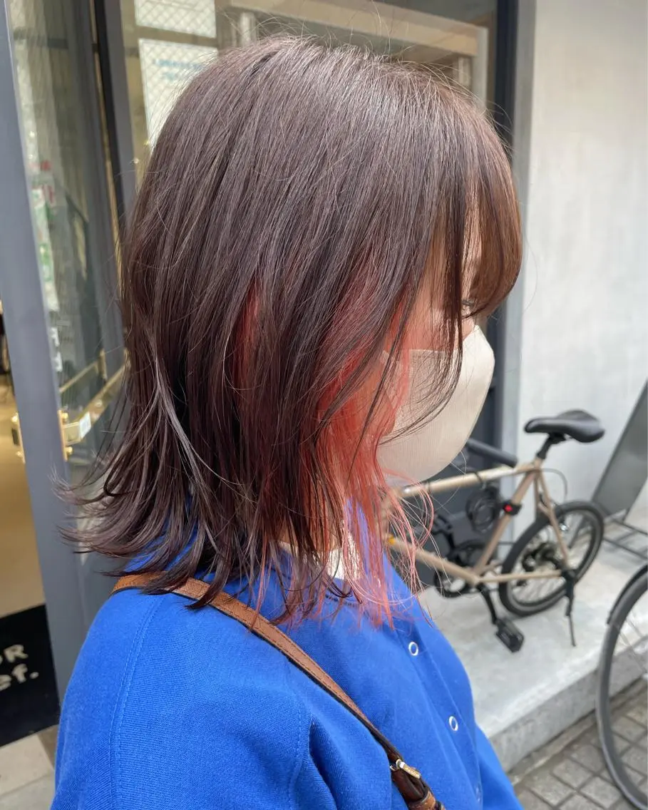 ミディアム カラー インナーカラー オレンジ ピンクカラー 暖色カラー🍊 ボブ🌿顔周りcutのヘアスタイル