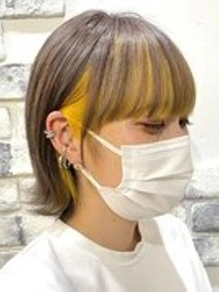 ミディアム カラー 幕田 希耀美のヘアスタイル