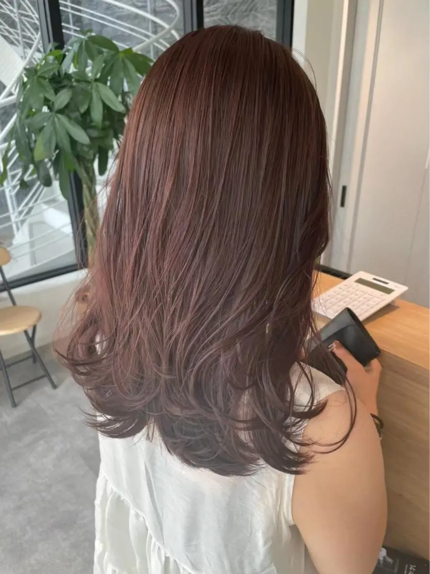 セミロング カラー ブリーチ ケアブリーチ ダブルカラー イヤリングカラー ハイライトカラー 神戸ボブ✂️ ioe三宮/田 伸佳のヘアスタイル